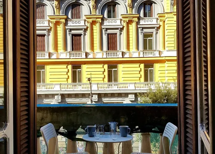 Napoli Central Loft